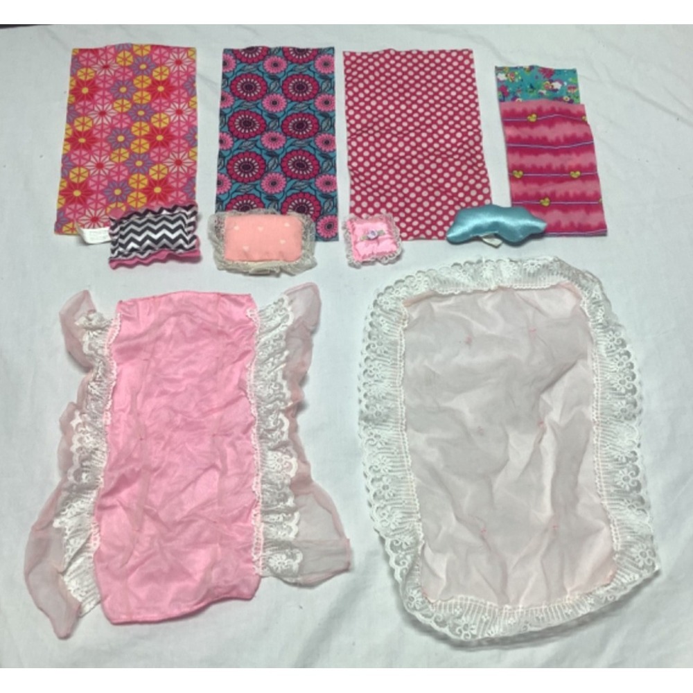 Lot of Barbie Bedding Pillows Pink Polka Dot Lace Vtg Newer Accessories Bedroom